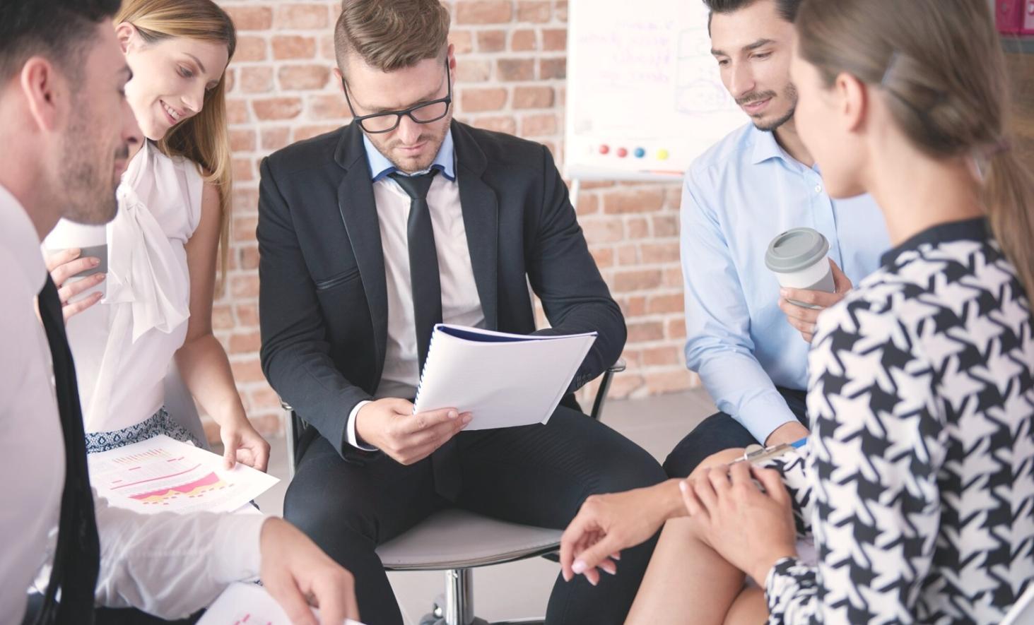 Processus d'analyse budgétaire approfondie